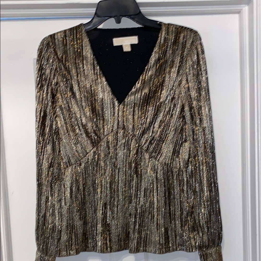 Michael Kors size medium Metallic V-Neck Long Sleeve Top